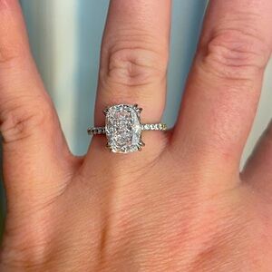 Size 5.5 sterling silver “High carbon” Cz ring